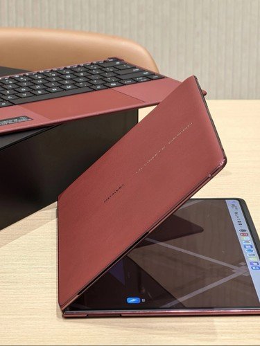 HUAWEI MateBook Fold Extraordinary Master 18-inch Dual-layer OLED ...